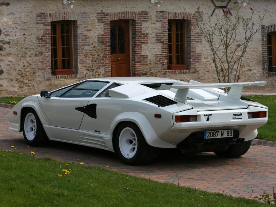  Lamborghini Countach LP5000 Quattrovalvole 1988 года  (фото 6 из 9)